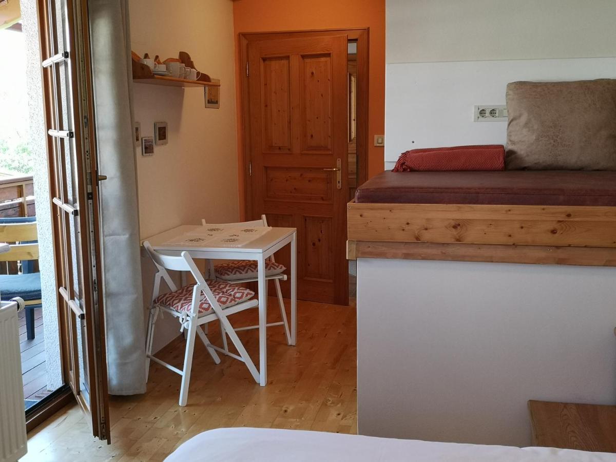 Apartmaji Volf Zgornje Gorje Esterno foto