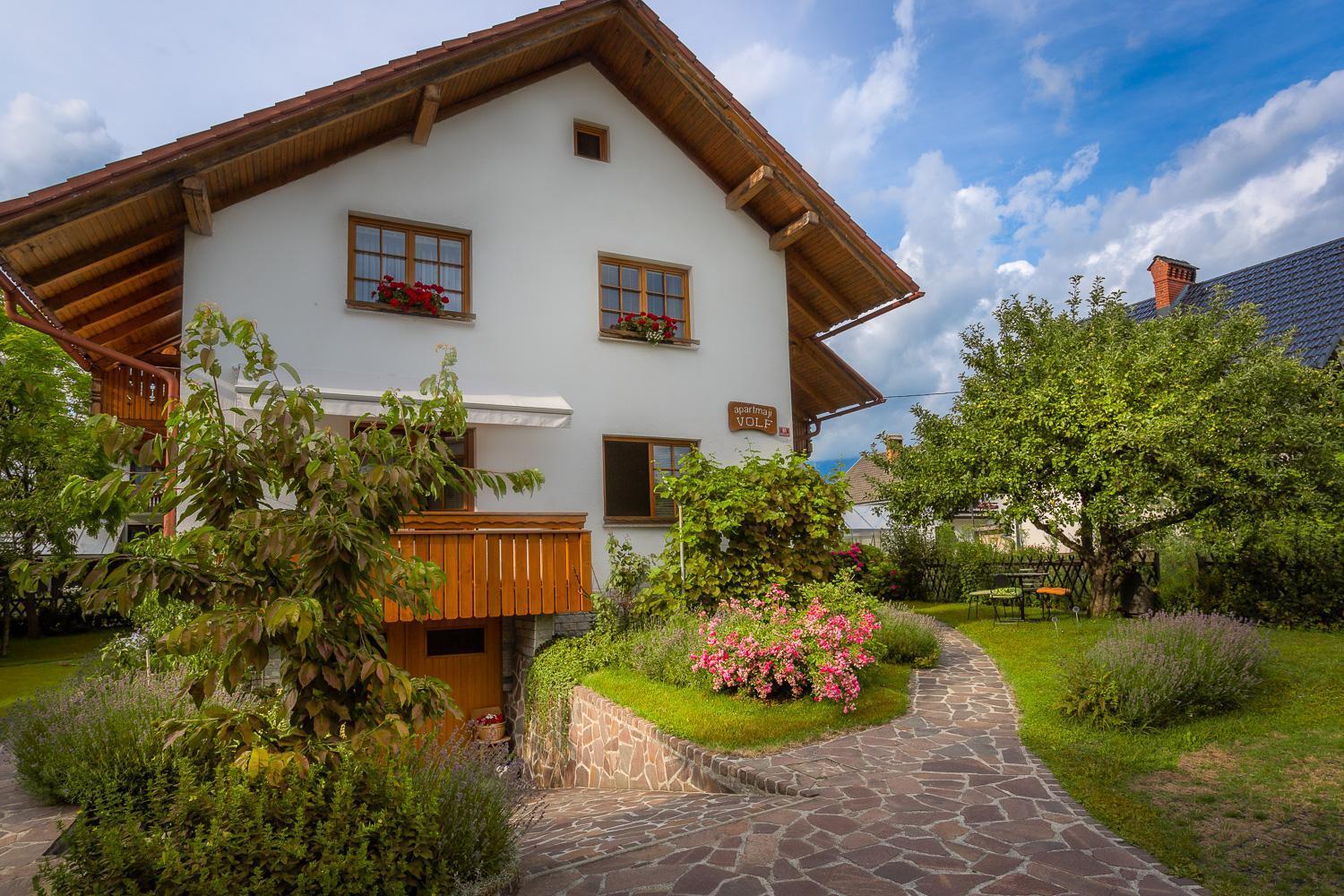 Apartmaji Volf Zgornje Gorje Esterno foto