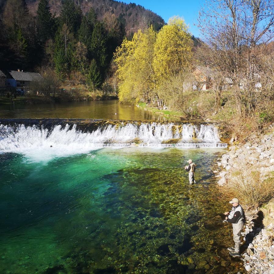 Apartmaji Volf Zgornje Gorje Esterno foto