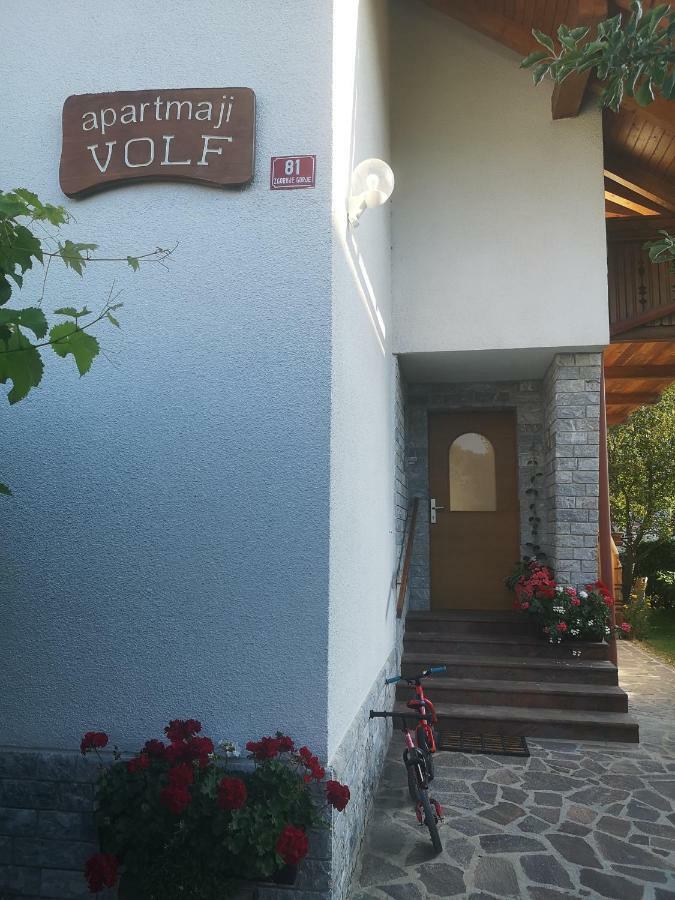 Apartmaji Volf Zgornje Gorje Esterno foto